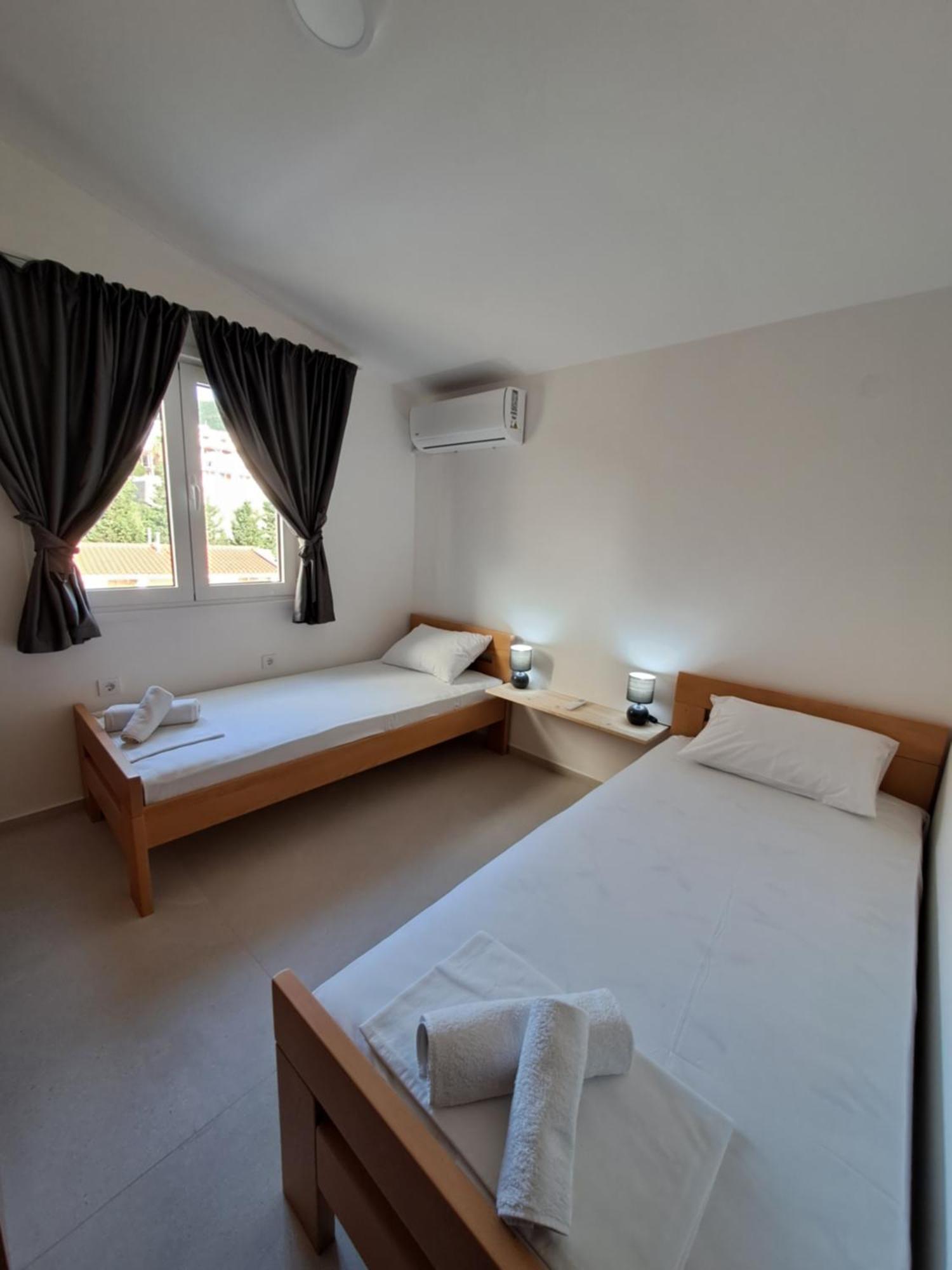Apartments Miles Utjeha-Bušat Extérieur photo