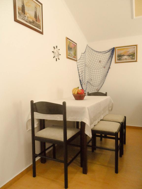 Apartments Miles Utjeha-Bušat Extérieur photo