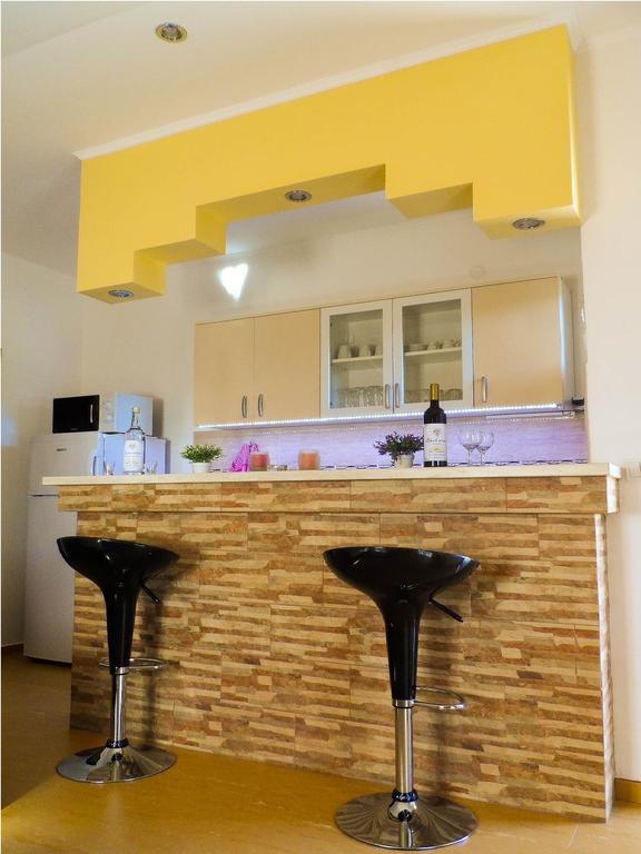 Apartments Miles Utjeha-Bušat Extérieur photo