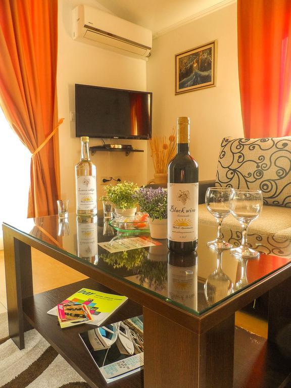 Apartments Miles Utjeha-Bušat Extérieur photo